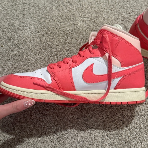 Nike Women’s High-Top Sneakers in Coral Pink and White - Picture 5 of 5